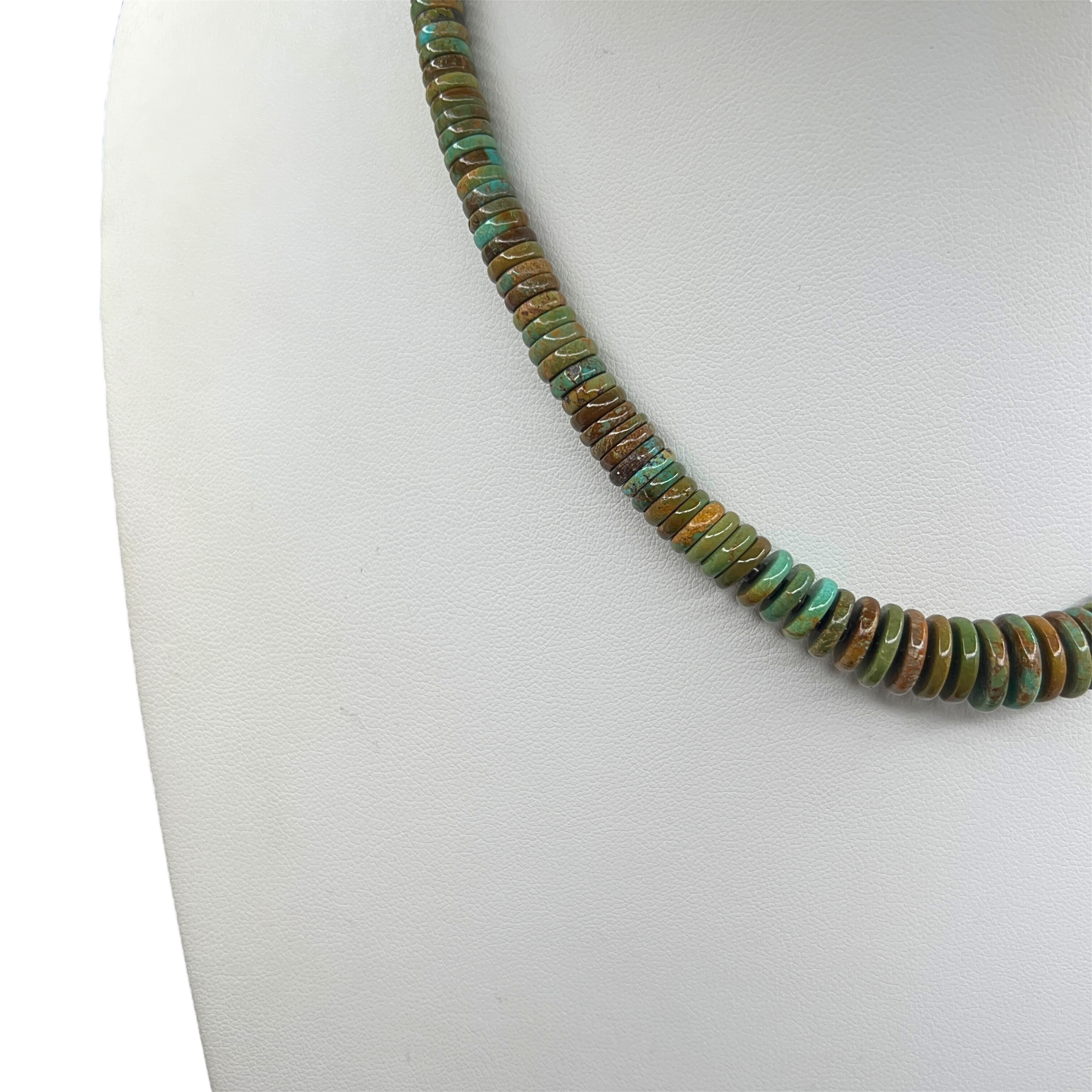 Rare Fox Green Turquoise Graduated Heishi Style Necklace Santo Domingo