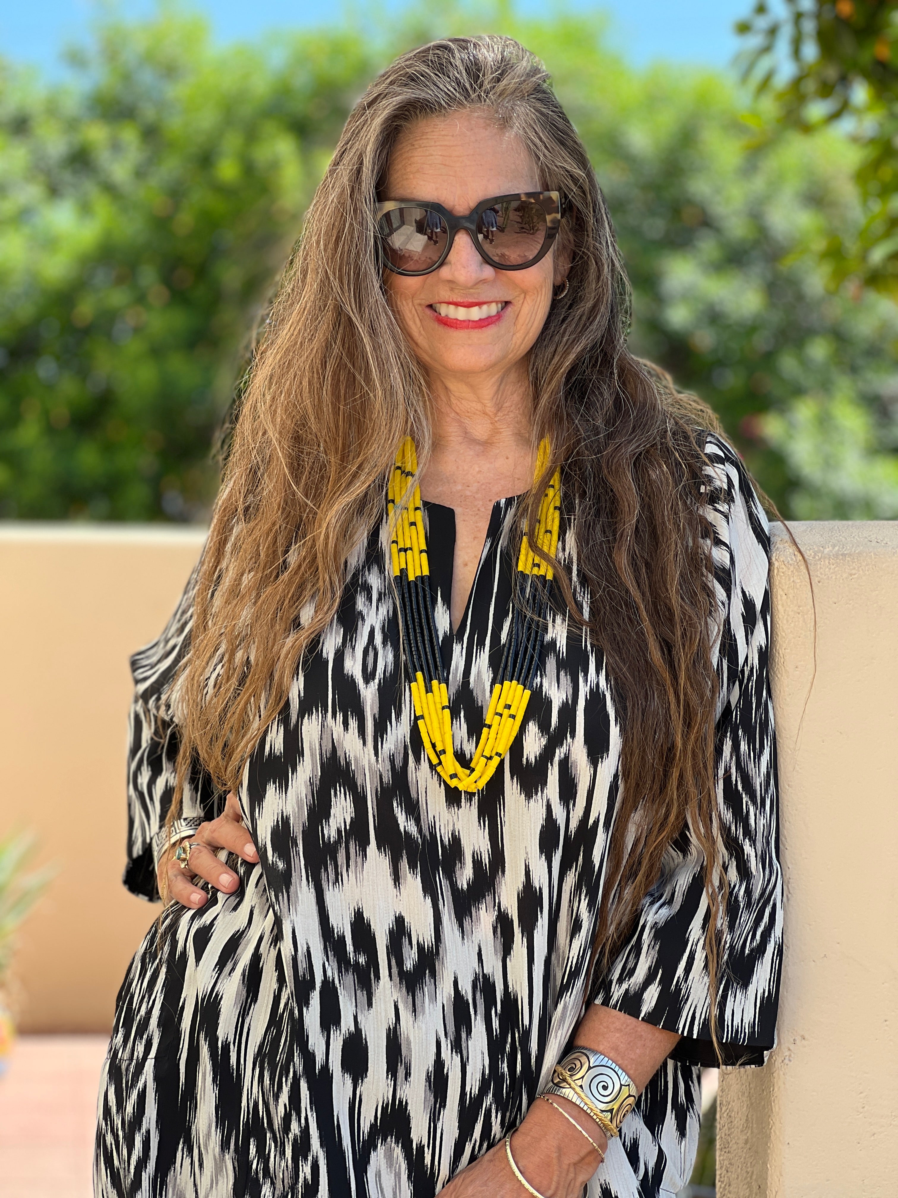 Yellow Serpentine and Black Jet Heishi Style Necklace Santo Domingo