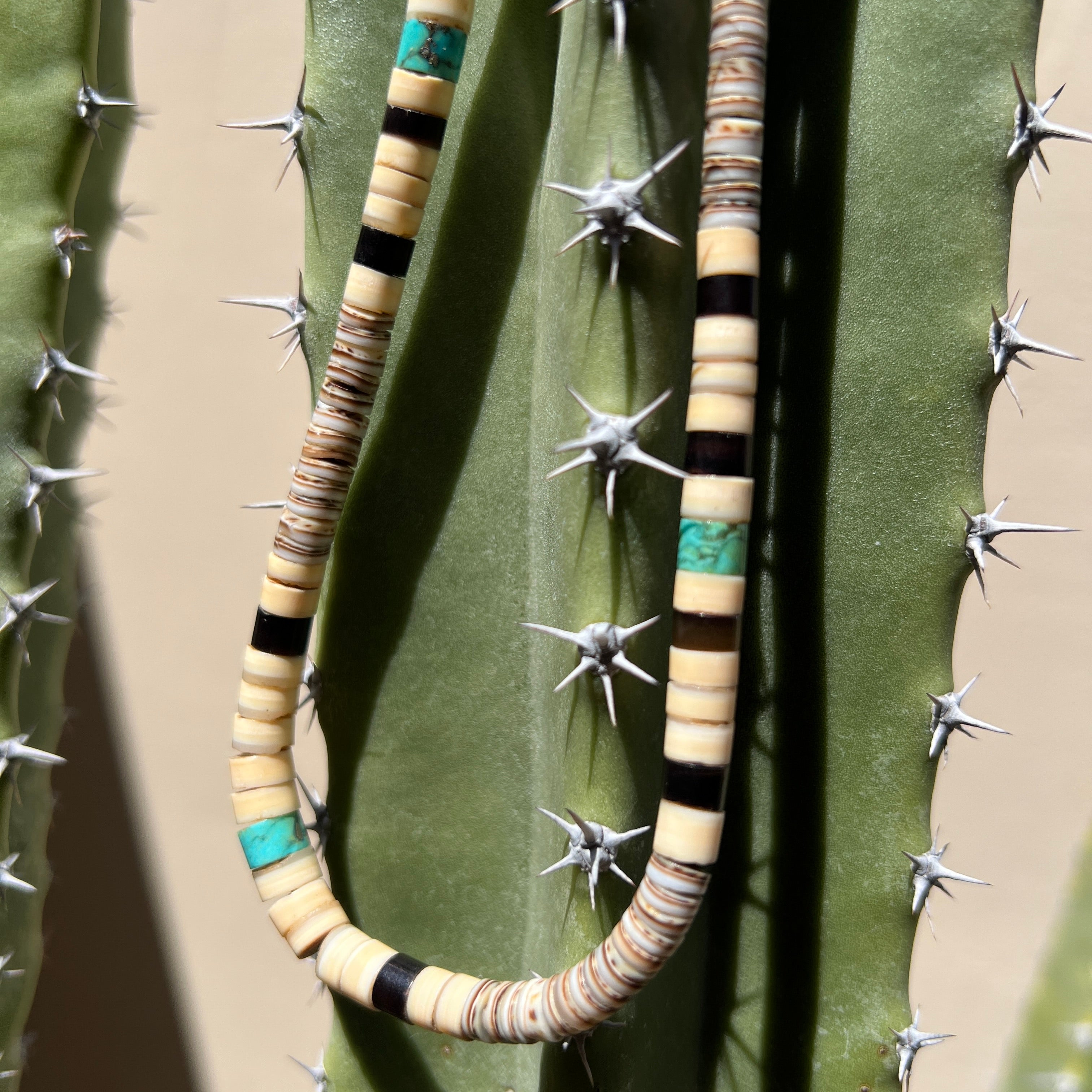 Vintage Santo Domingo Heishi Graduated Turquoise Shell Necklace