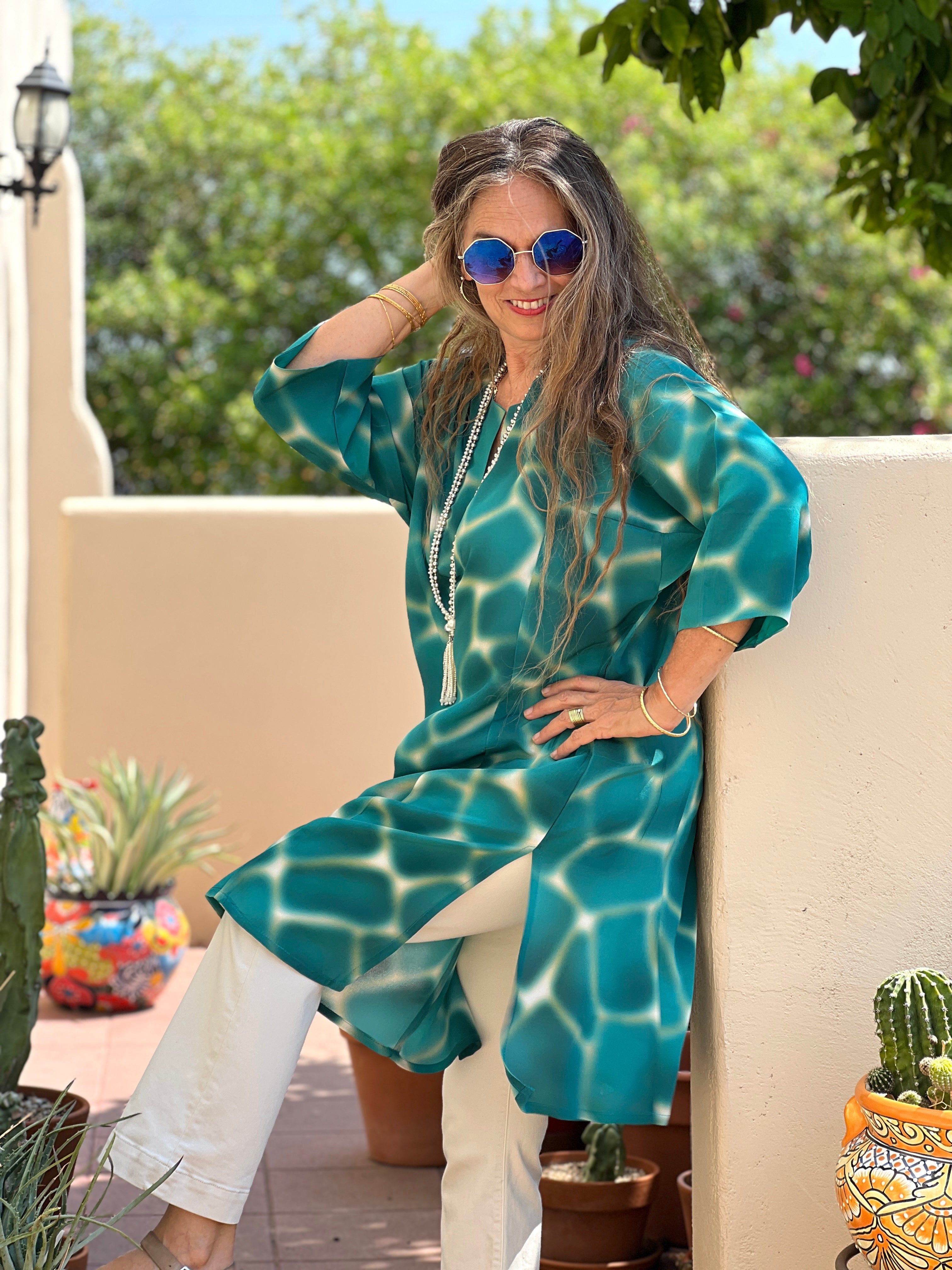 Zirafa Giraffa Teal Italian Silk Tunic