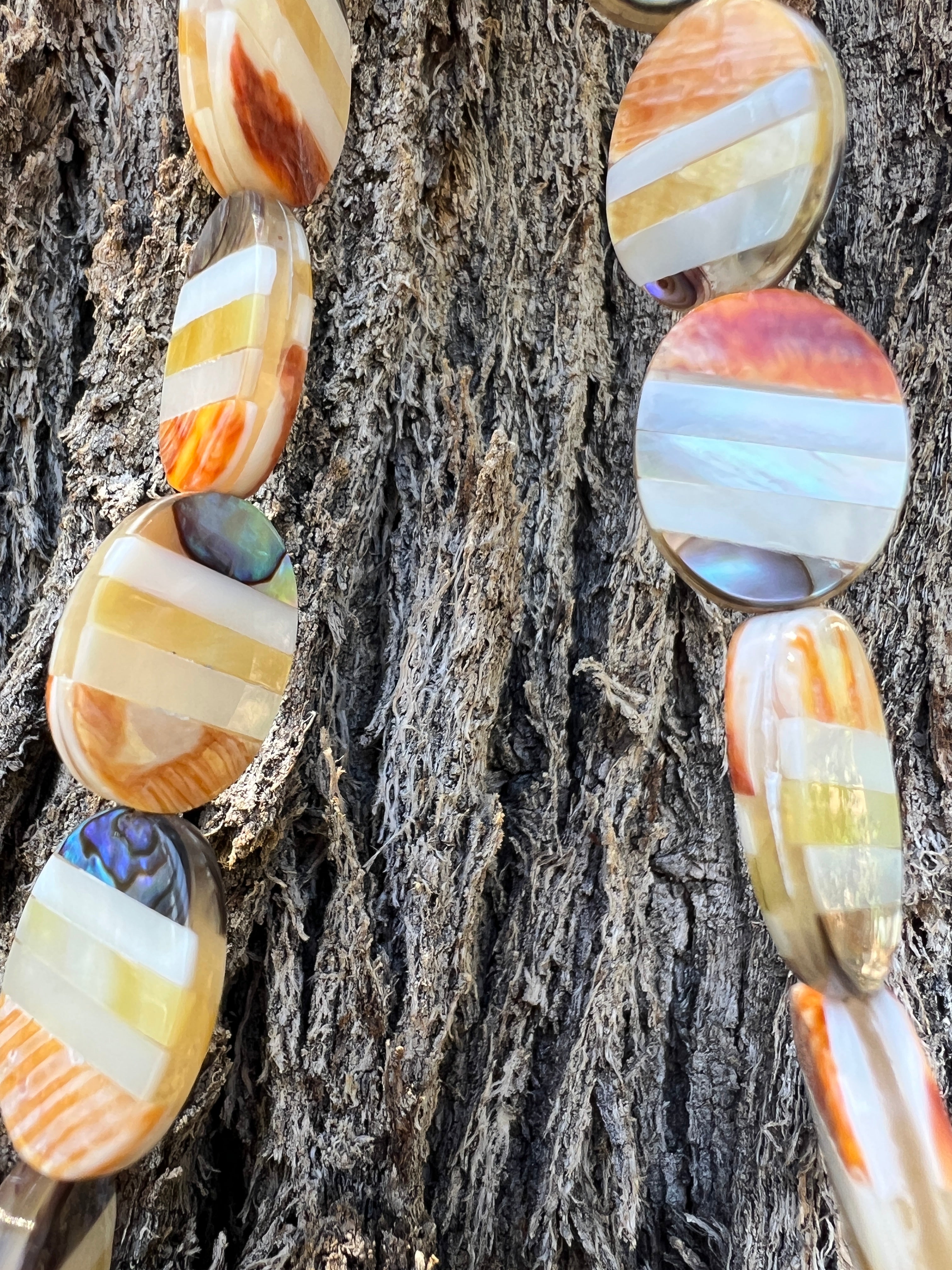 Mother of Pearl, Jasper, and Spiny Oyster Inlay Santo Domingo Necklace