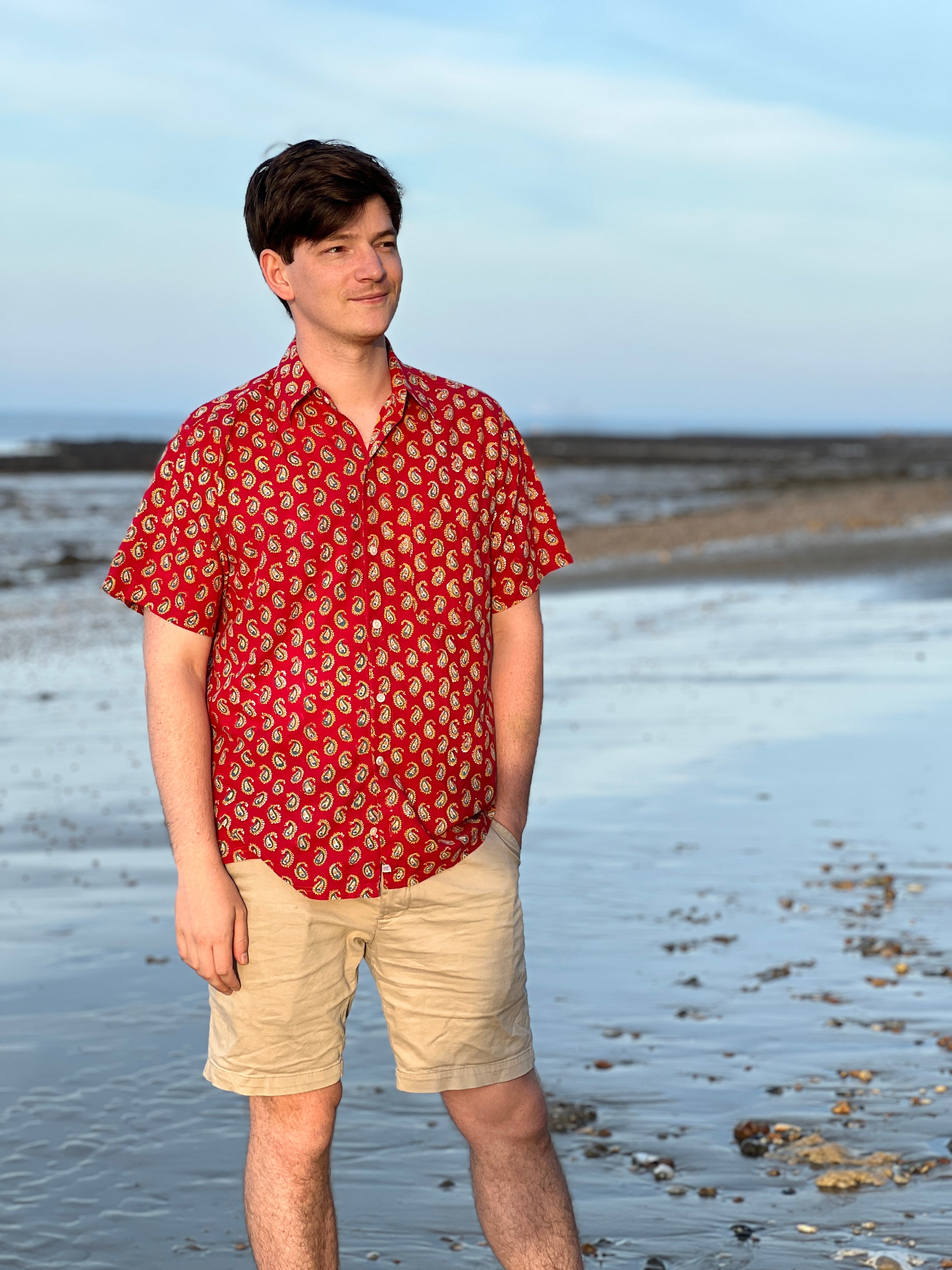 Pallas Red Paisley Men's Short Sleeve Shirt