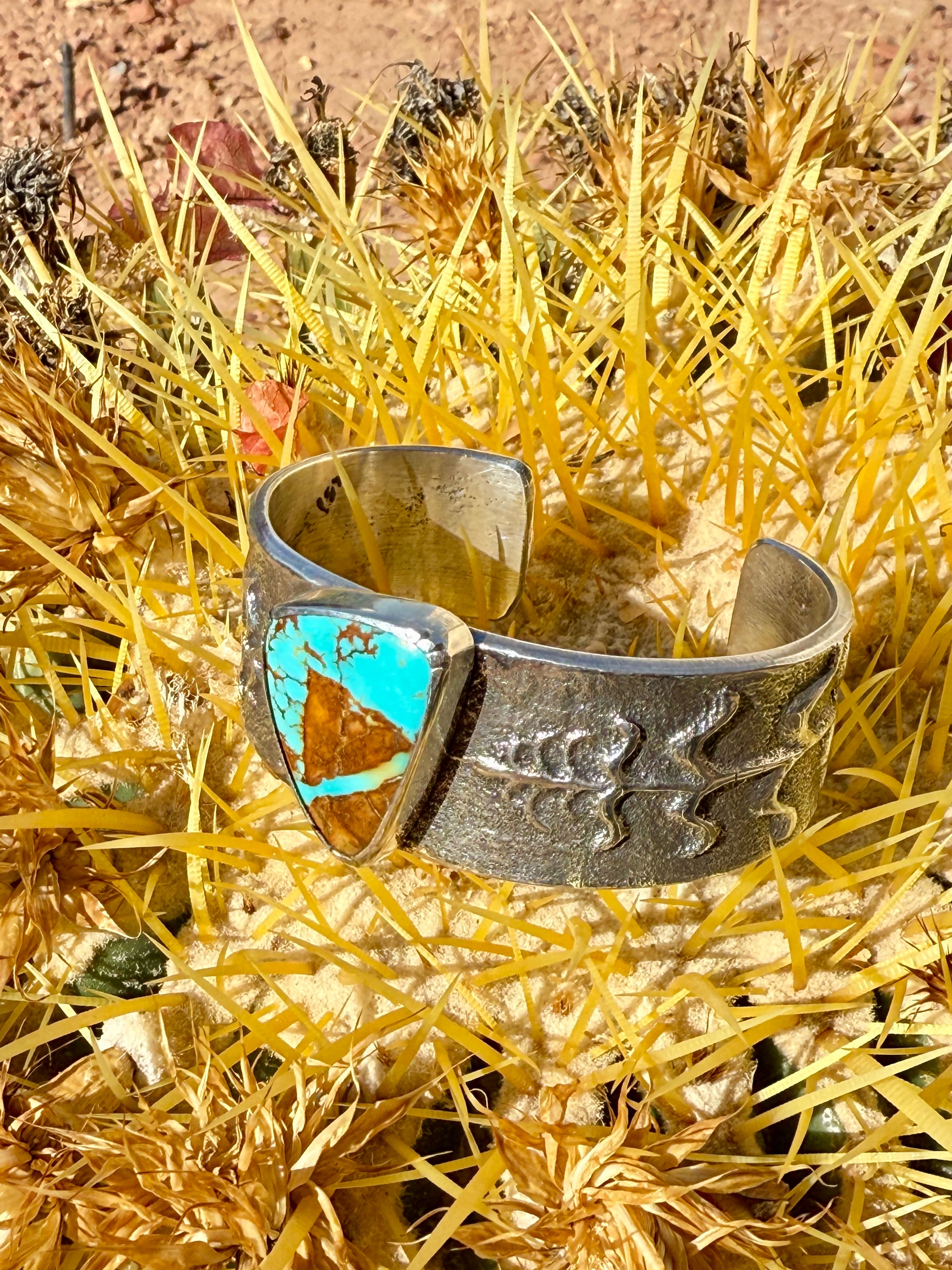 Kingman Ribbon Turquoise Silver Cuff Navajo