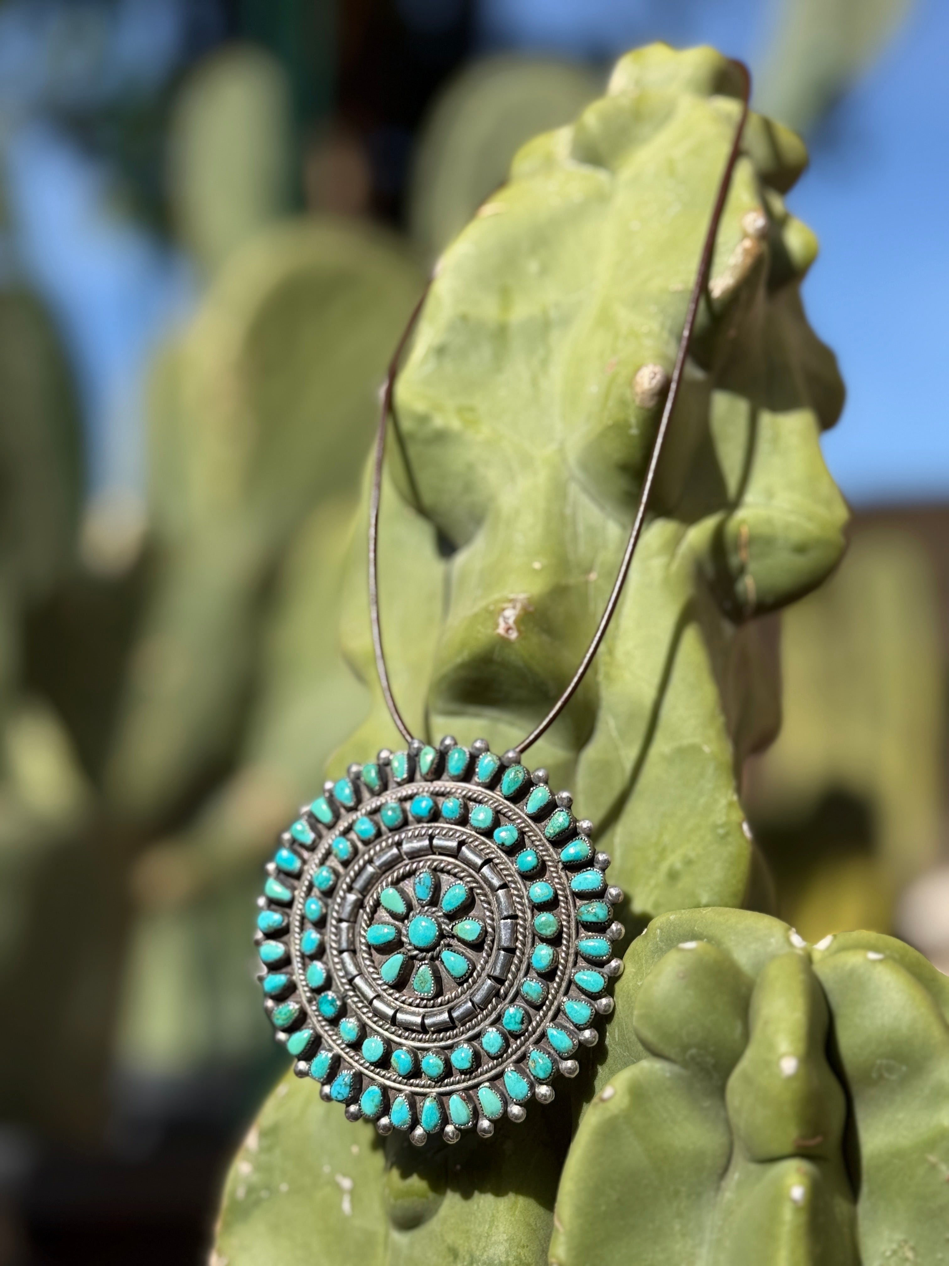 Vintage Zuni Pueblo Indian Cluster Turquoise Pin