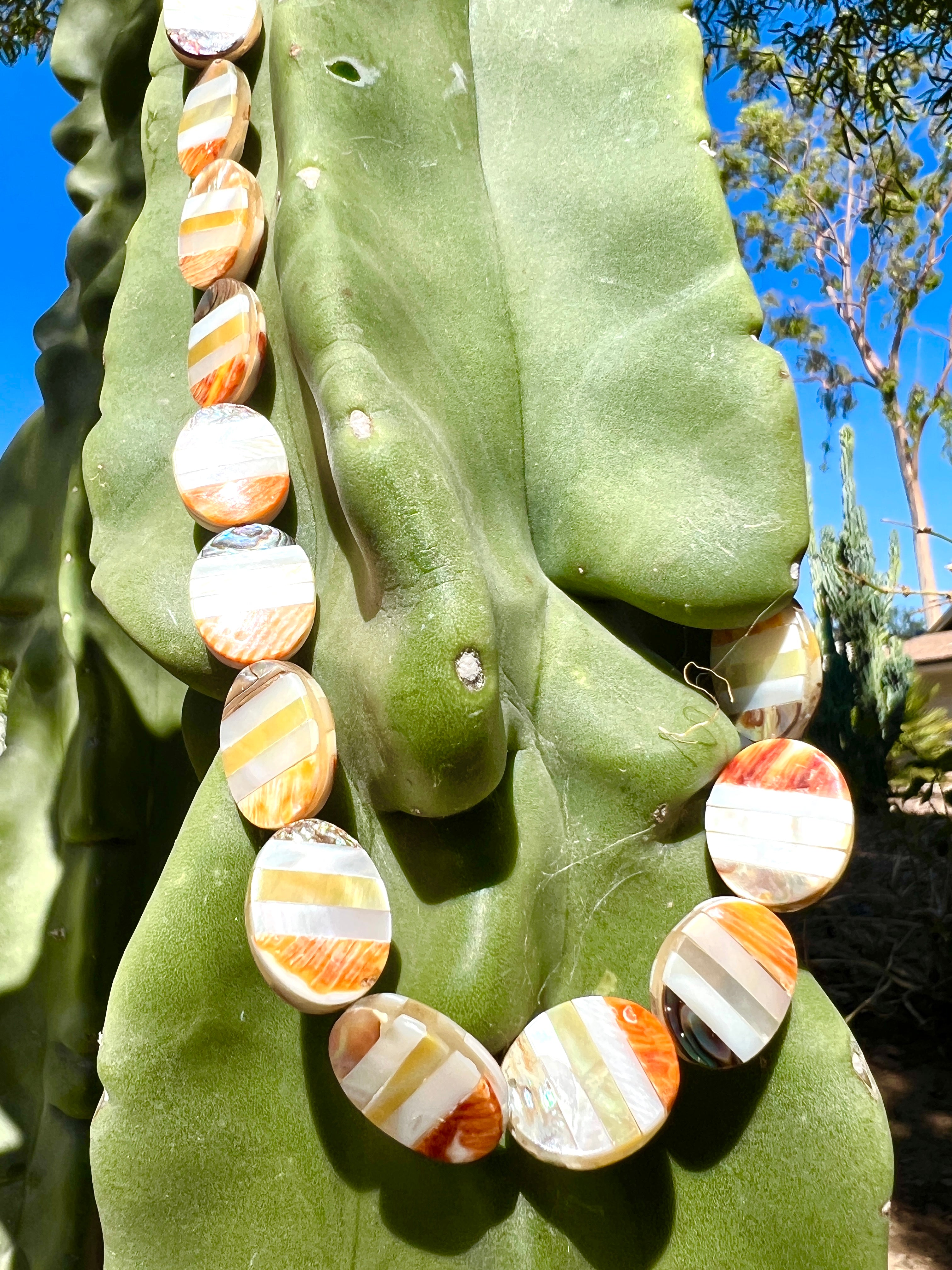 Mother of Pearl, Jasper, and Spiny Oyster Inlay Santo Domingo Necklace