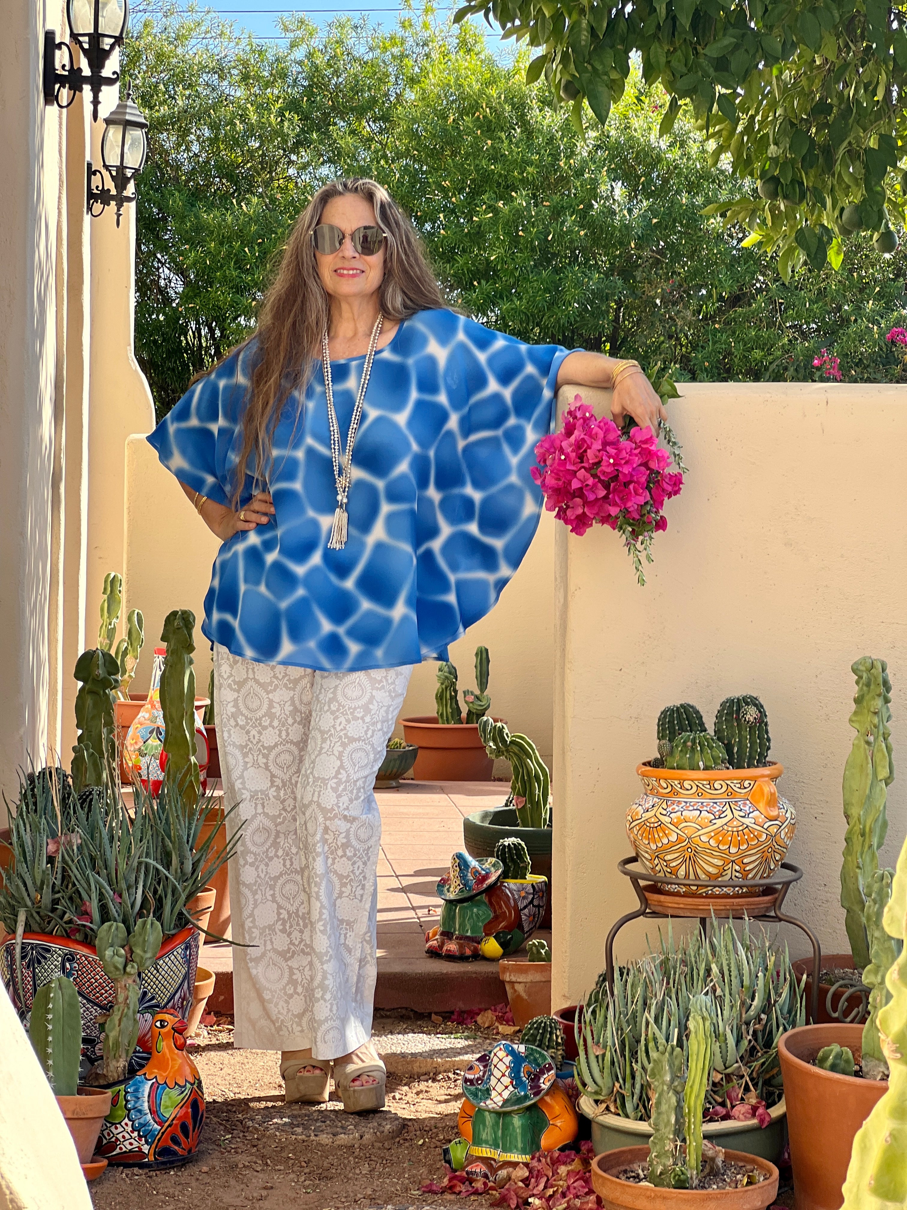 Zirafa Giraffa Pool Blue Italian Silk Poncho