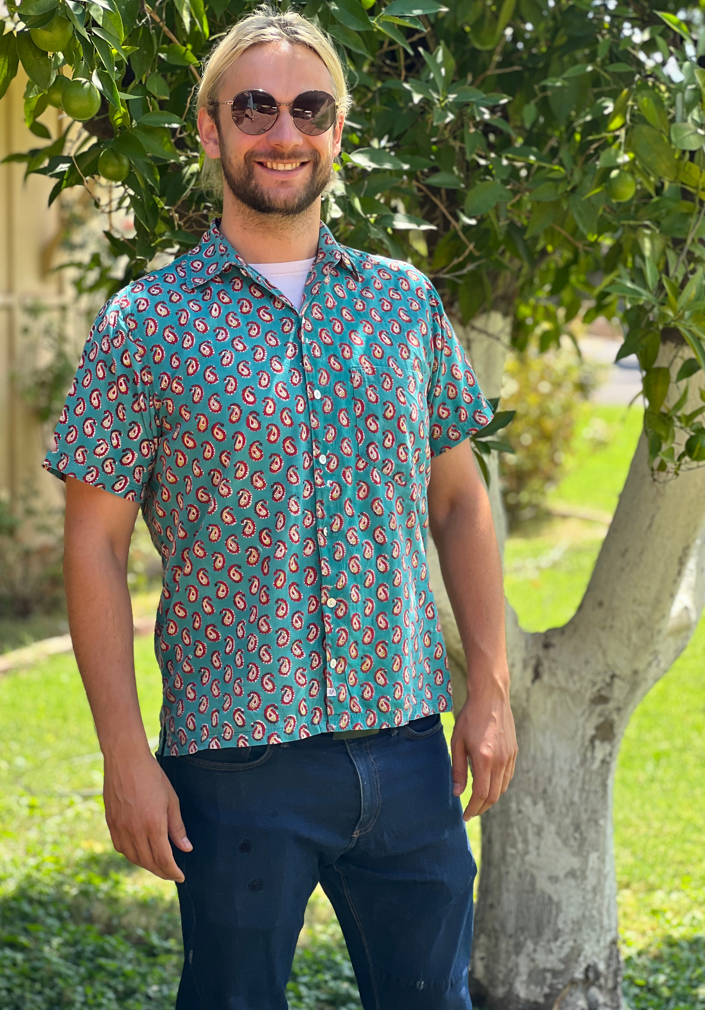 Poseidon Paisley Men's Short Sleeve Shirt